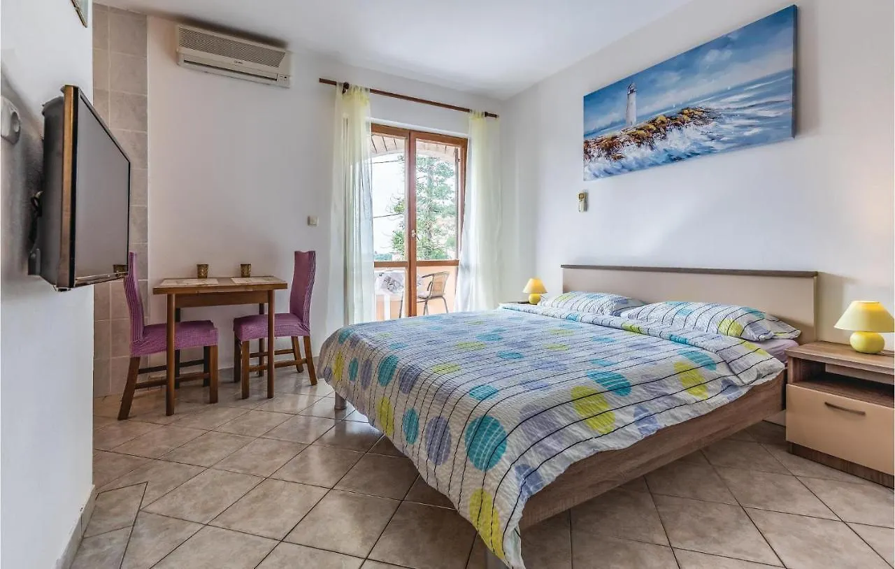 Beautiful Apartment In Medulin With Kitchen 0*,  Croatia